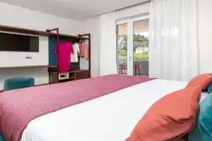 Futura Funky House - De Vivo Realty, Sorrento