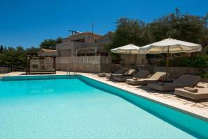 Villa Ionia with pool and sea view, Gaios