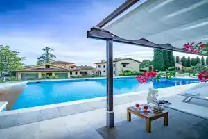 Borgo Spedaletto 3 - Dolcevita Holiday Apartments, Grassina