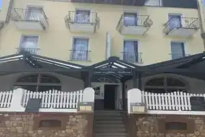 Hotel Zum Weissen Mohren, Wiesbaden