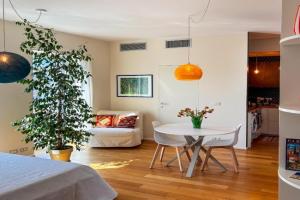 SUITE VOLVER - Exclusive Design Apartment, Parma