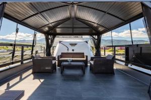 Furano Trailer Village Den, Furano