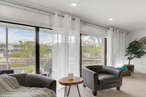 Overlooking Saltwater Lagoon Free Golf Cart-Kayaks Guest house, Key Largo