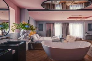 Ninemian Suites Syros, Ermoupoli