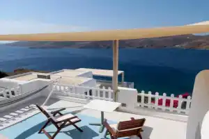 Lily's Studio, Astypalaia Town