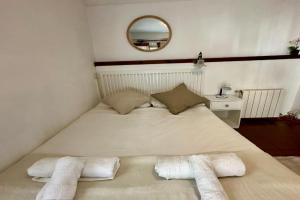 Habitación cama de matrimonio con baño privado Guest house, Granada