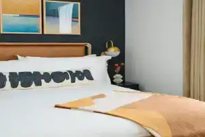 Rusk House Serviced Apartments, Houston