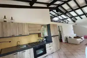 Appartamento spazioso in centro Apartments, Viterbo