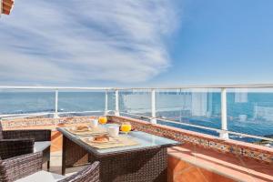 Sunrise & Sunset Unique Experience Sea Views Parking Pool Mijas Costa & Apartments, Fuengirola