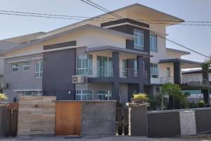 Lodge 16 Private Villa, Kuah