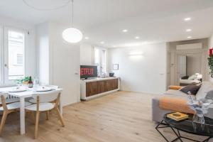 *Casa MULiNO - Storia e modernità*, Modena