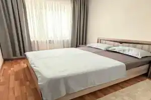 2h komnatnaya na Aytieva Apartments, Taraz