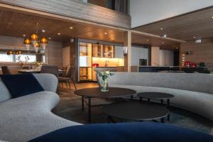 Kultakero Northern Sky, 3BR Penthouse with Jacuzzi 128m2, Pyhatunturi