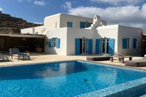 Sea View Villa with Private Pool, Ornos
