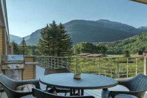 Deluxe Unit with Unbeatable Deck Views Guest house, Telluride