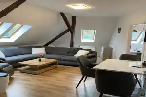 FeWo WIEKO Leibnizstr. H1 DG Mitte Apartments, Plauen