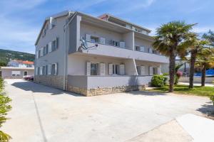Apartments Crnekovic IX, Baska