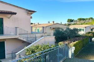 S227 -, nuovo trilocale con terrazzo e garage Apartments, Sirolo