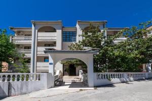 Magnolia rooms and apartments, Bar
