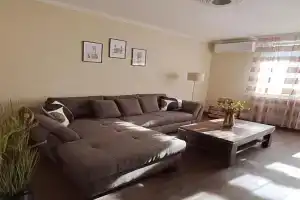 Szilfák City apartman, Hajduszoboszlo