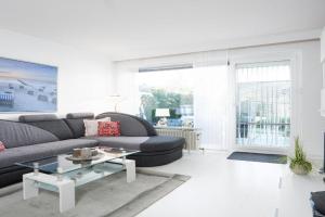 AHW 002 - "Mit Teilseeblick von der Terrasse" Apartments, Scharbeutz
