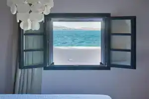 ART GROUP LIVING Apartments, Naousa