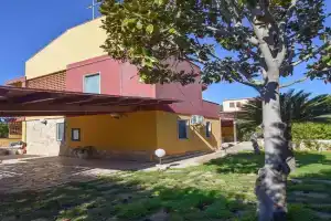 Cozy Home In With Wifi Guest house, Marina di Modica