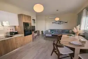 Mint Luxury Residence Apartments, Spata