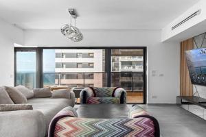 O&O Group - Luxury 4BR Tower w Panoramic Sea View Apartments, Rishon LeZion