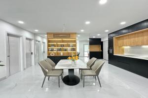 Oceanus Mikha Home Apartments, Nha Trang