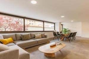 Bravissimo Turbau Entresol B, with 3 bedrooms, Girona