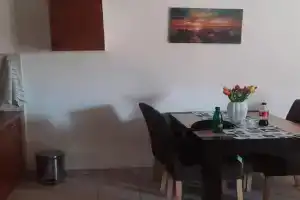 Cvrčak Apartments, Budva