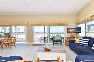 Multi Level Oceanfront Home with Patio on the Beach, Fire pit and 2 car garage Guest house, Newport Beach