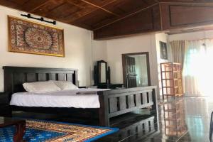 New Central Villa Garden Apart & swimming pool, Kampot