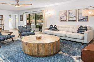 Sunset Greens is a newly renovated 3 bedroom heated pool home in South with putting green, Tampa