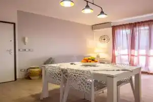 Brisa Home Beach Apartments, Mazzeo
