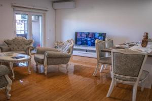 Lux Apartment Rose - Elite 74m2, Kraguyevats
