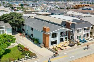 2 Homes Rented Together on the Oceanfront Guest house, Newport Beach