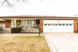 Matilda’s Luxury House, Mississauga