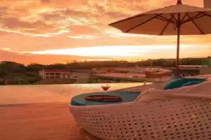 Modern style 1BR Condo close to beach Apart-hotel, Kata