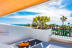 Atico La Deliziosa Vivienda Vacational with sea view Apartments, Costa Teguise