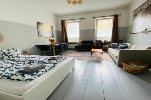 Gemütliche 2-Zimmer Wohnung mit kleinen Bad Apartments, Berlin