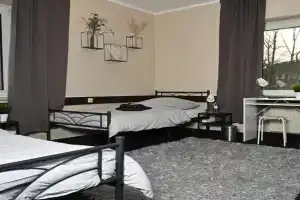 Pott Hostel - Zimmervermietung, Essen