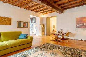 GuestHost - Quadrilatero Romano! Exclusive & Roomy Apartment, Torino