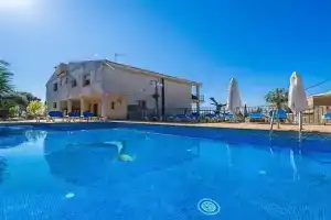 Casa de 2000 m2 Piscina Mar Barbacoa y Felicidad, Pineda de Mar
