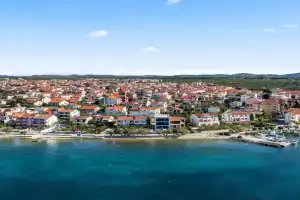 Gorgeous Apartment In With Wifi, Vodice