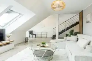 Roof-Suite 01 I Aufzug I BBQ I WiFi I Balkon I TV Apartments, Rheda-Wiedenbruck