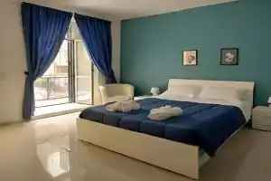 Roró's Home - La Dimora di Roró Apartments, Naples