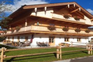 Ferienwohnungen Bergbleamal Apartments, Rottach-Egern