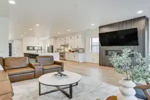 Flagstaff Group Getaway with Game Room and Deck, Flagstaff